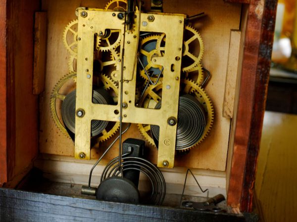 Sessions Mission Oak mantel clock