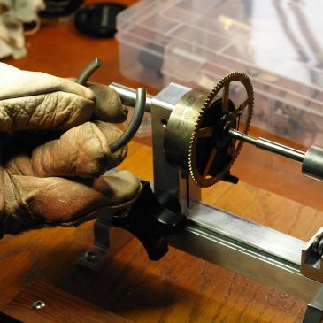 Mainspring servicing