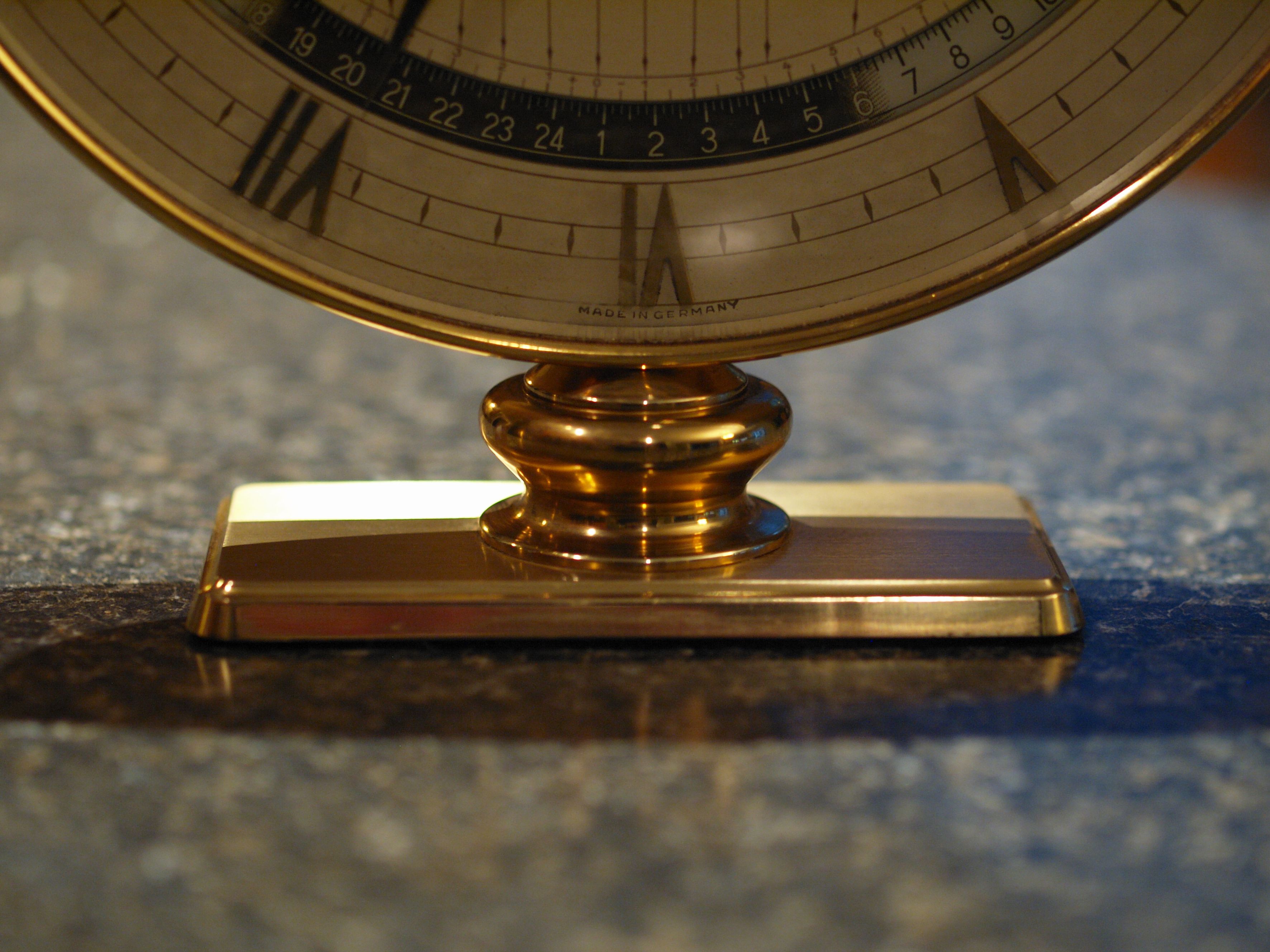Kienzle World Time clock – a second look – Antique and Vintage