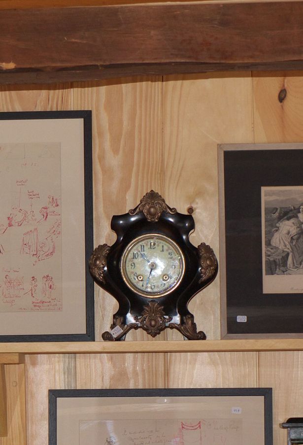 Possible Ansonia or French mantel clock