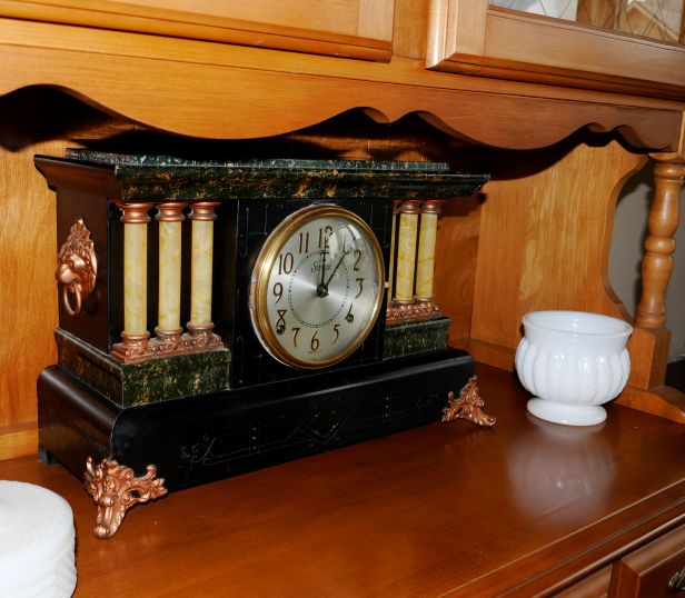 Session Seth Thomas mantel clock