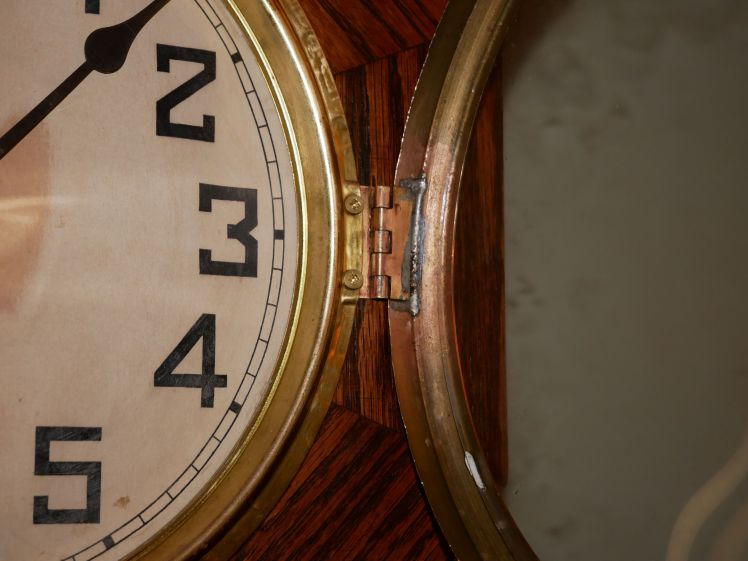 rs-bezel-and-glass-on-a-waterbury-_4