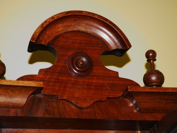 Grain in two directions