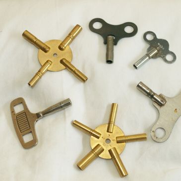 4 and 5 prong keys and singles