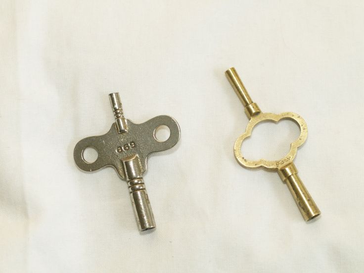 Double-ended keys