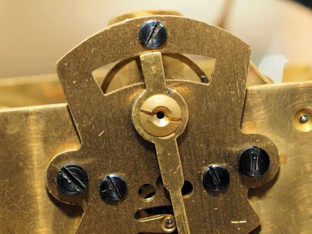 Platform escapement