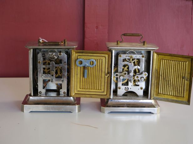 Musical alarm on the left and bell strike on the right