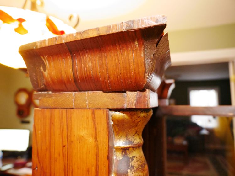 Different angle of the same cornice