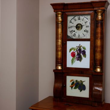Seth Thomas column and cornice "Empire" style time and strike shelf clock