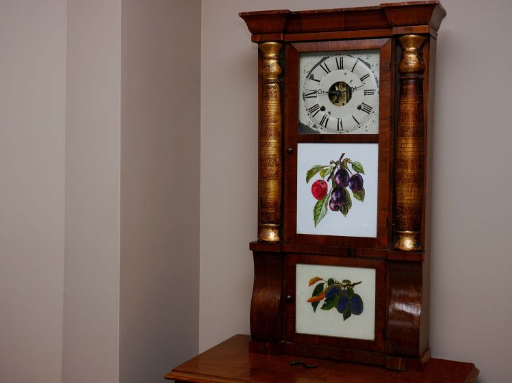 Seth Thomas column and cornice "Empire" style time and strike shelf clock