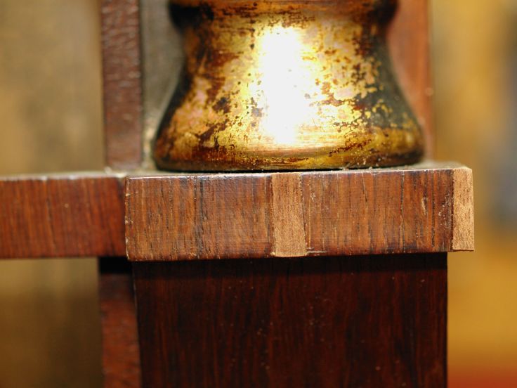 Right column base