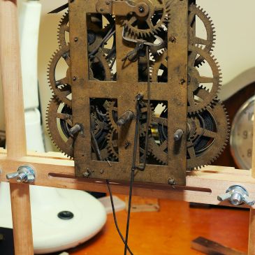 Elisha Manross 30 hour movement