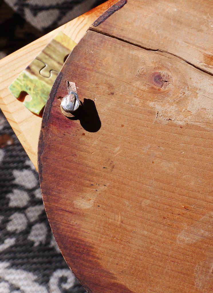 A new door catch made from a worn Sessions click