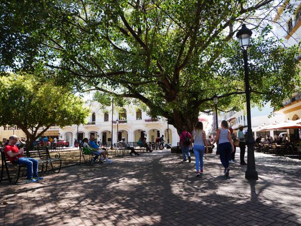 Square in historic centre of Santo Domingo