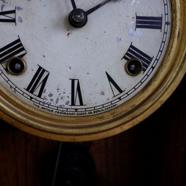 Arthur Pequegnat kitchen clock