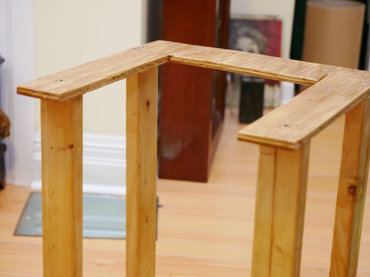 1/2 inch C shape platform