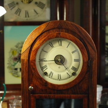 Seth Thomas round top