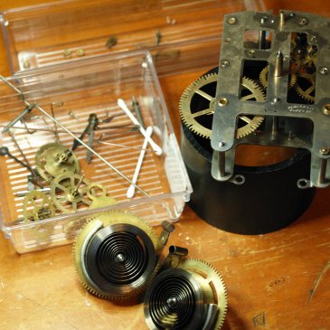 Arthur Pequegnat movement