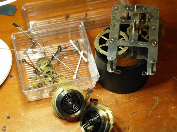 Arthur Pequegnat movement