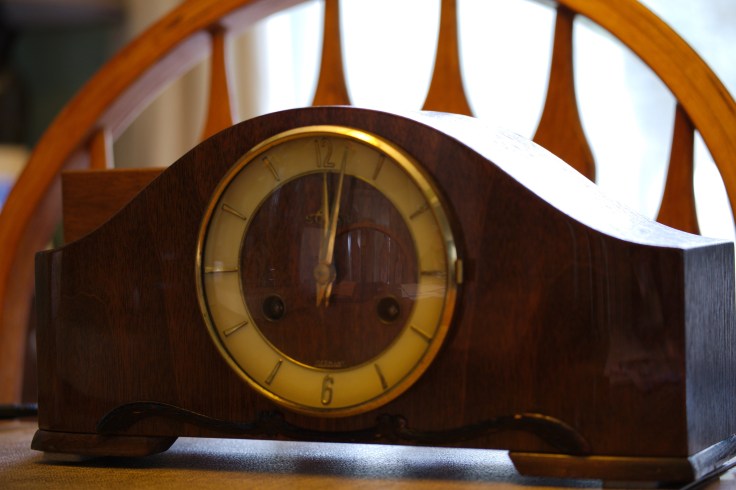 Solar mantel clock