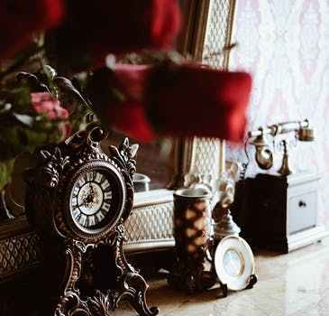 Mantel clock Christmas