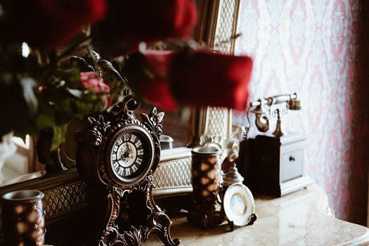 Mantel clock Christmas
