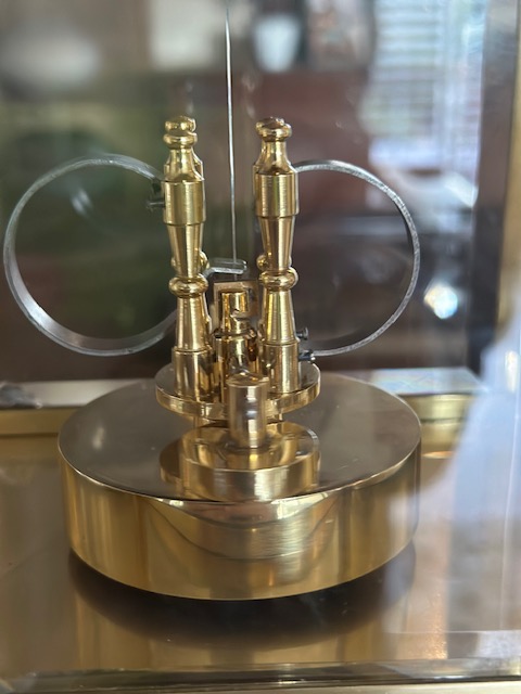 Empire anniversary clock, pendulum design